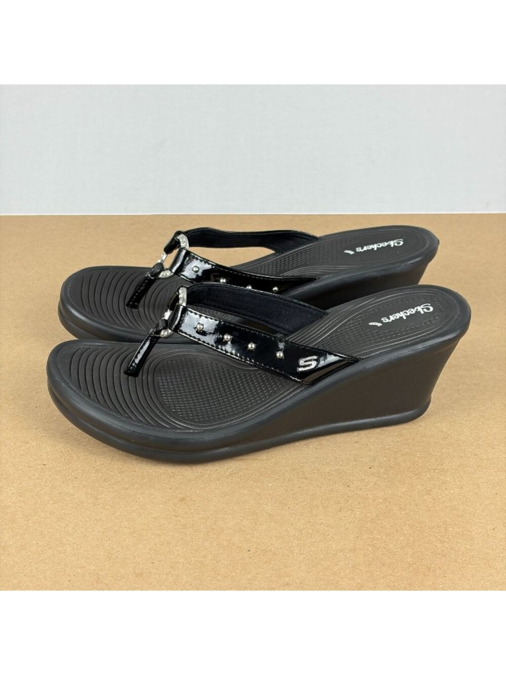 Skechers Cali Kitty Wedge Thong Sandals Womens 7 Black Jeweled Black Silver